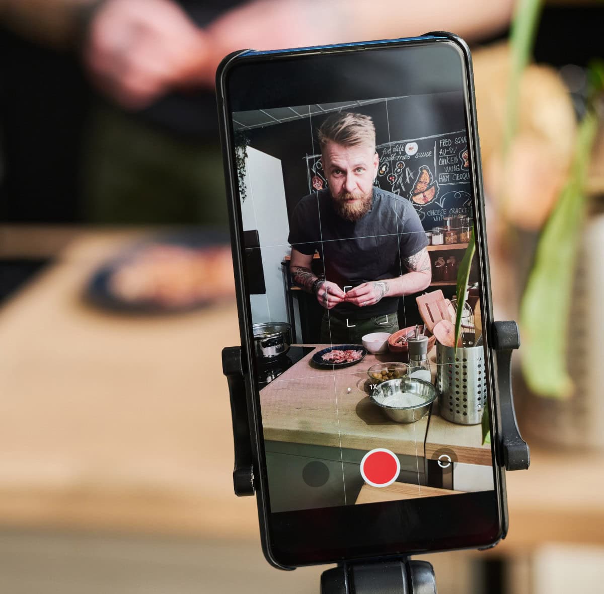 Content Is the New Demand Engine for Foodservice Suppliers