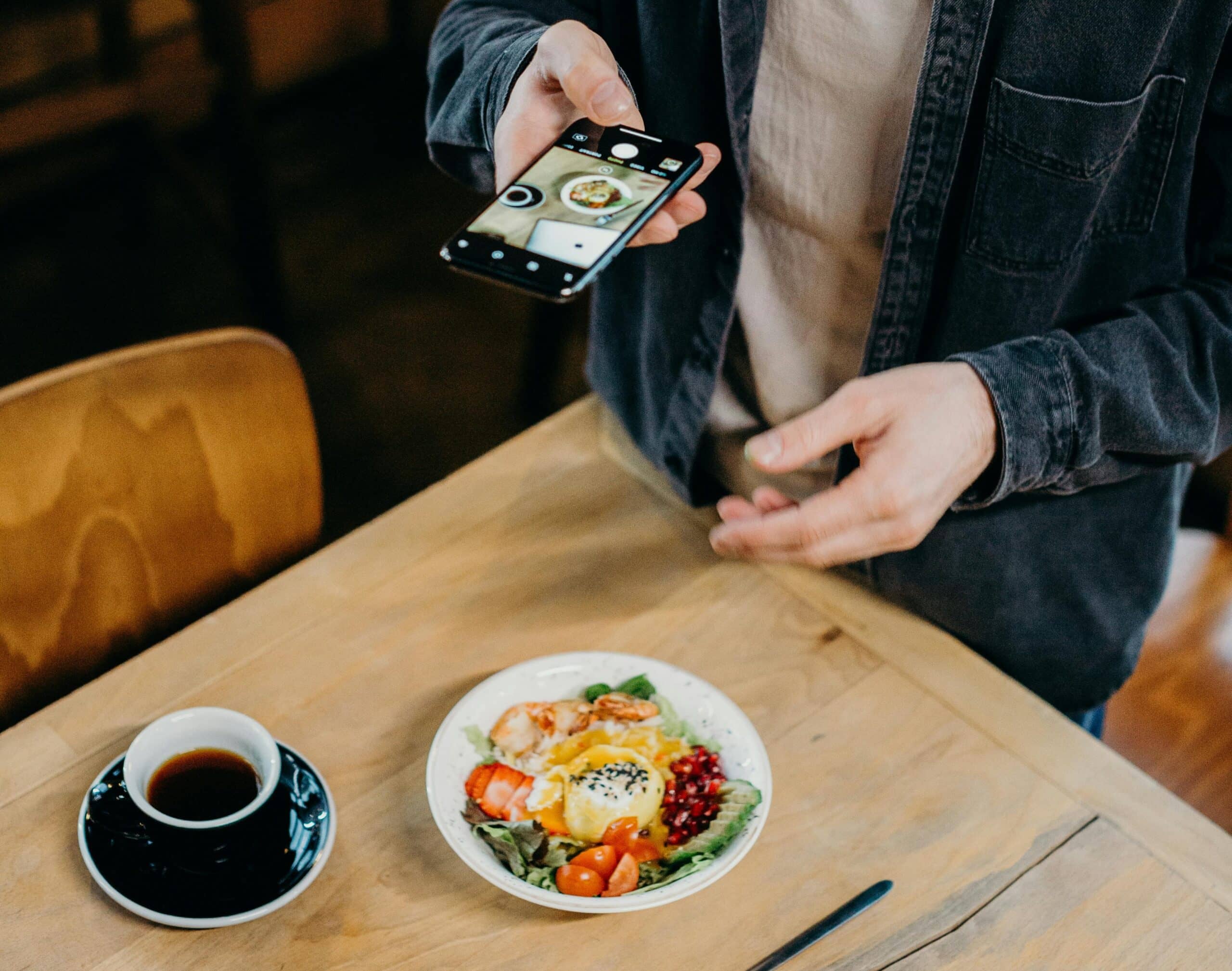 foodservice social media