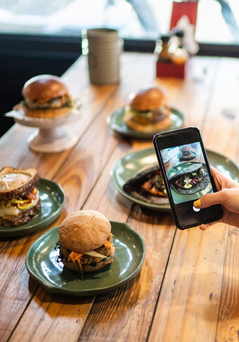 How Foodservice Brands Can Maximize Influencer Marketing ROI